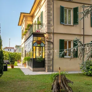 Romantica Wellness & Bed & Breakfast Lucca