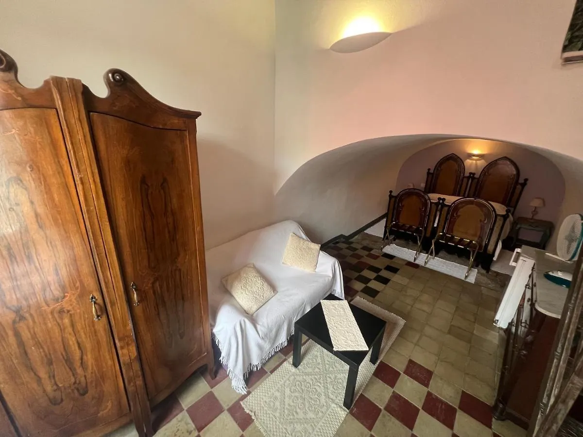 Guest house Corso 41 Hotel Bosa Italy