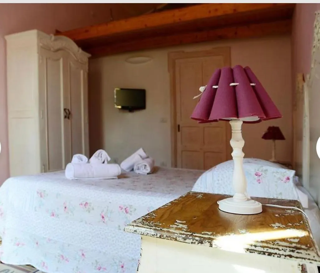 Hotel Corso 41 Bosa 0*,  Italia